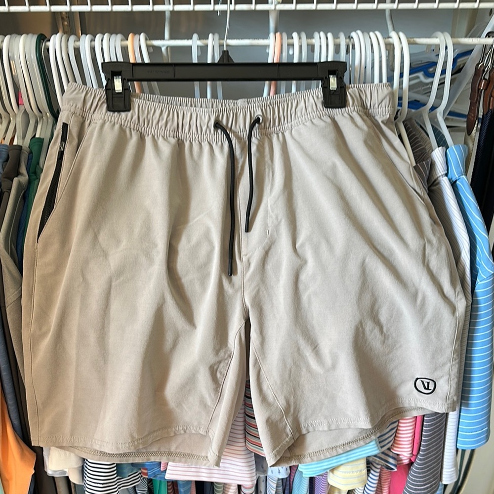 Vuori Kore Elevate Shorts
